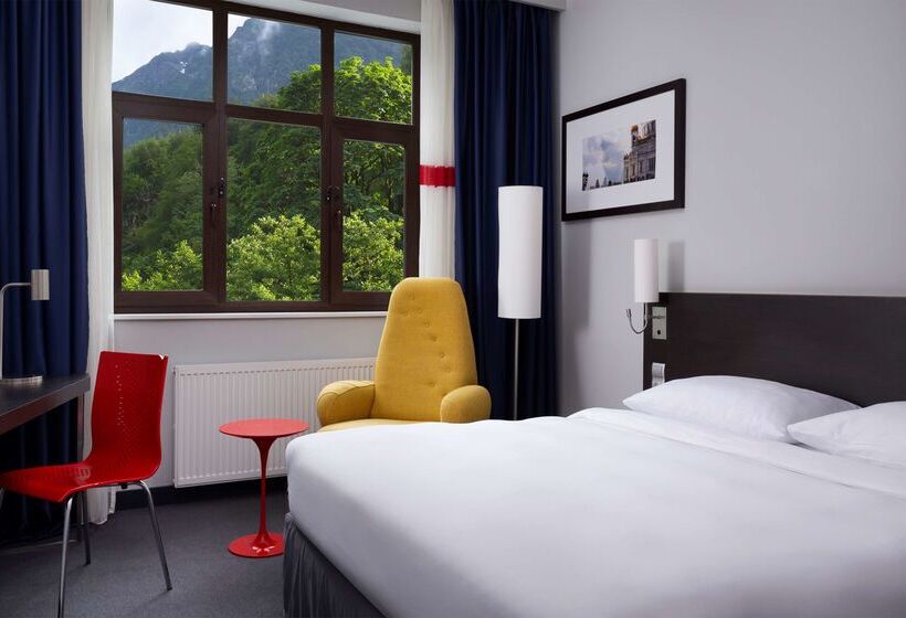 בית מלון כפרי Park Inn By Radisson Rosa Khutor