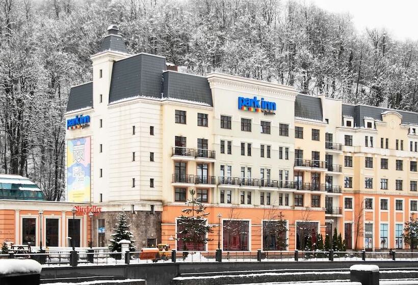בית מלון כפרי Park Inn By Radisson Rosa Khutor