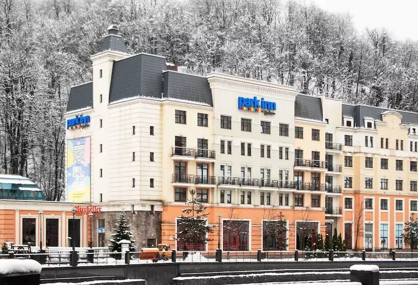 בית מלון כפרי Park Inn By Radisson Rosa Khutor