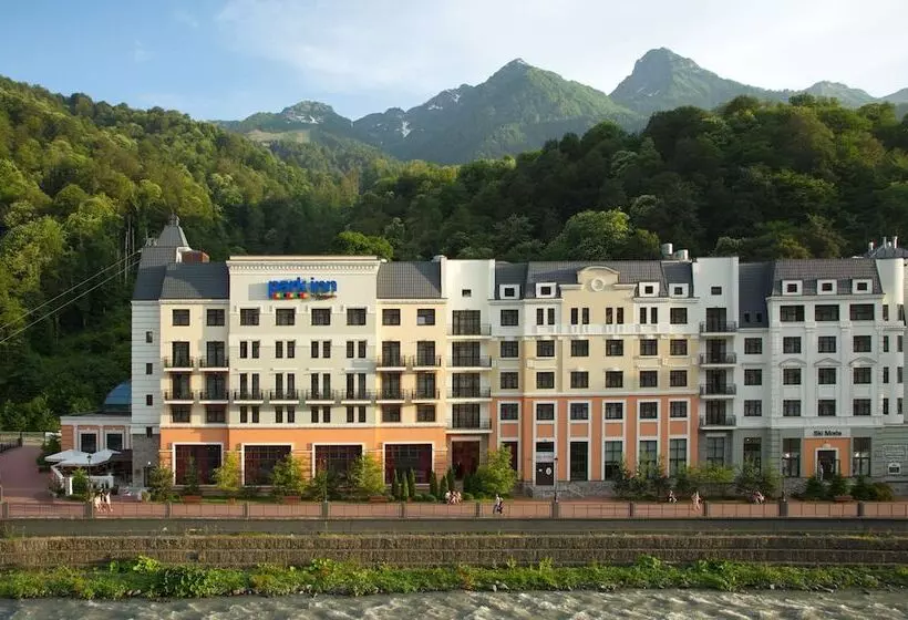 בית מלון כפרי Park Inn By Radisson Rosa Khutor