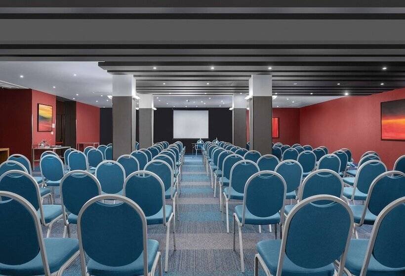 בית מלון כפרי Park Inn By Radisson Rosa Khutor