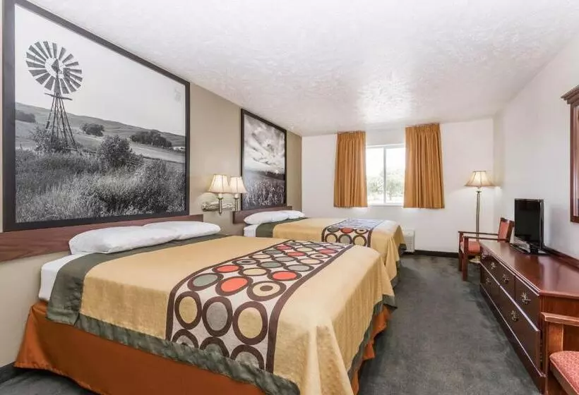 فندق Super 8 By Wyndham Alma