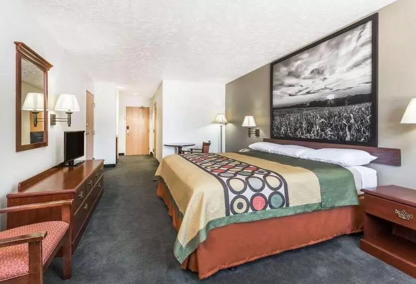 فندق Super 8 By Wyndham Alma