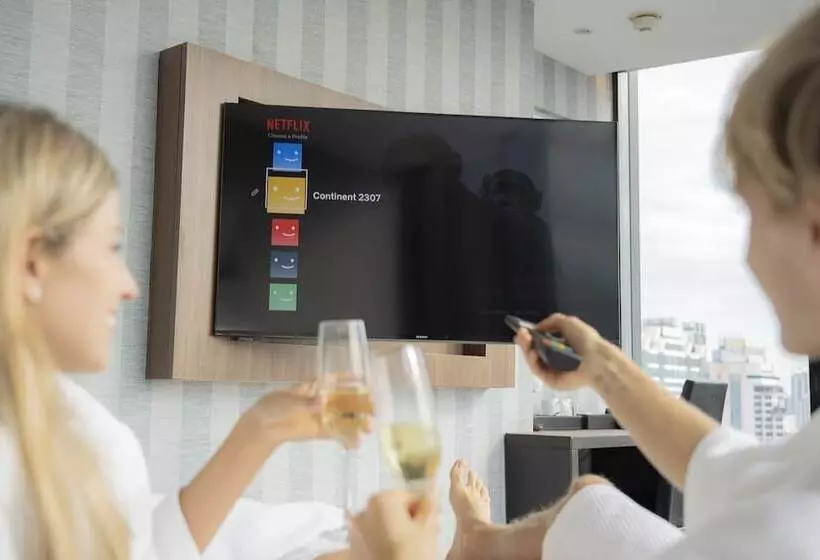 The Continent Hotel Sukhumvit   Asok Bts Bangkok