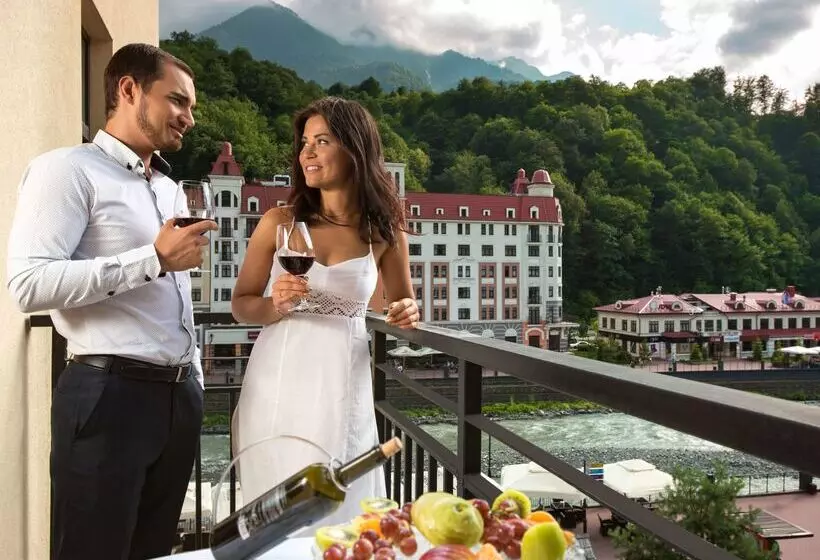 فندق Tulip Inn Rosa Khutor