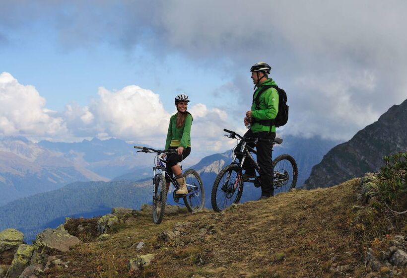 فندق Tulip Inn Rosa Khutor