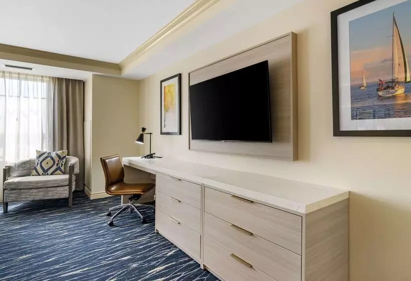 Wyvern Hotel, Ascend Hotel Collection