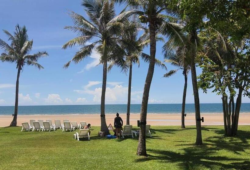 Marrakesh Hua Hin Resort & Spa