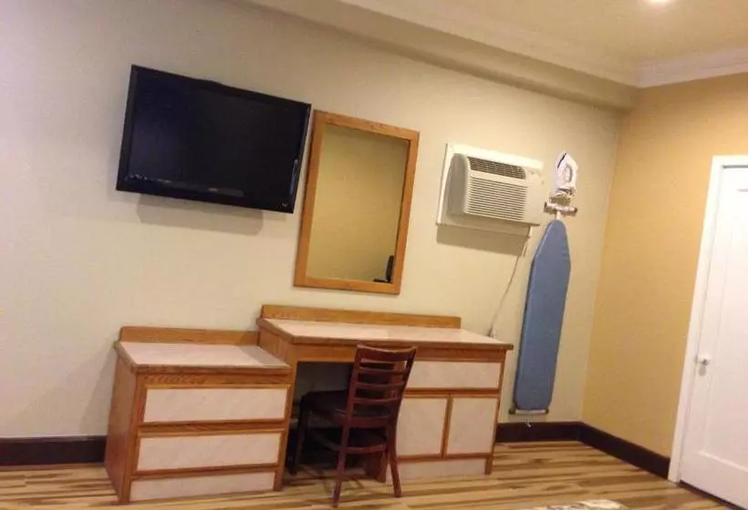 Мотель Reedley Inn