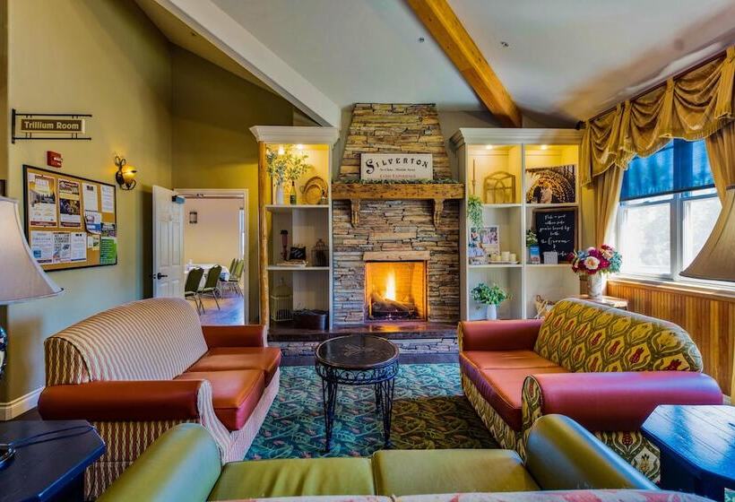 Oregon Garden Resort