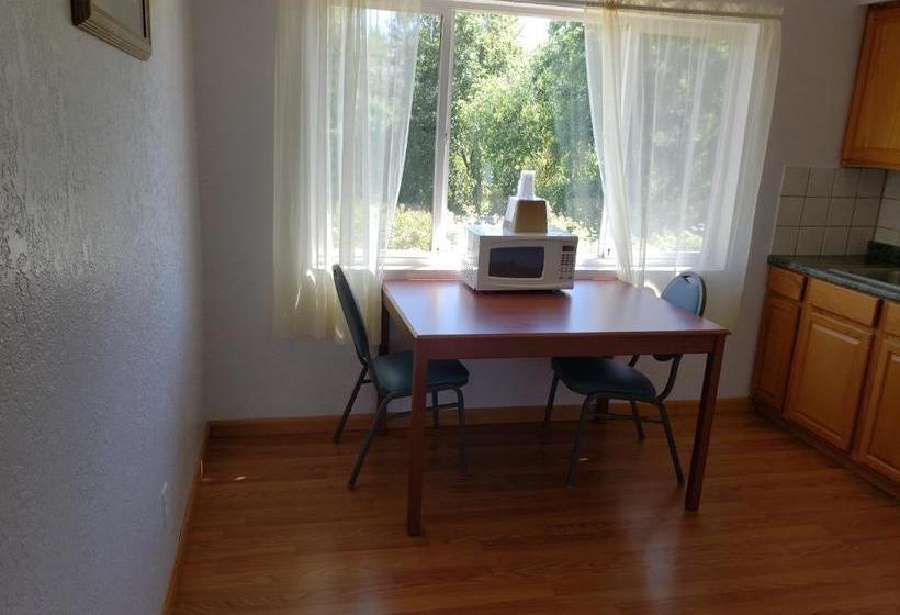 Phoenix Motel Oregon