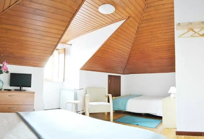 اقامتگاه Hospedaria Pielas