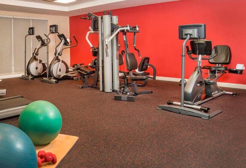 Towneplace Suites By Marriott Clinton At Joint Base Andrews