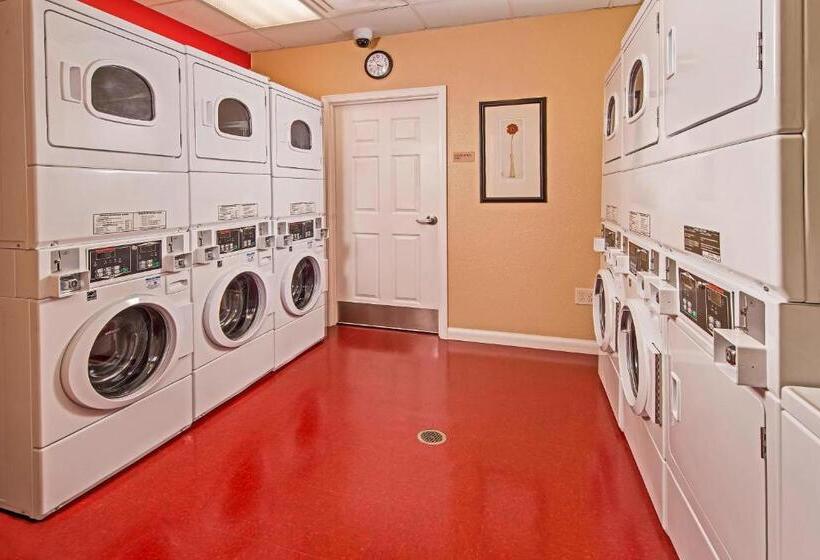 Towneplace Suites By Marriott Clinton At Joint Base Andrews