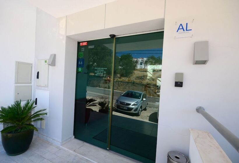 הוסטל Boutique & Villas Boliqueime