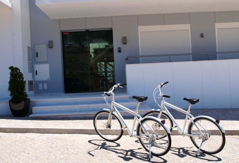 הוסטל Boutique & Villas Boliqueime