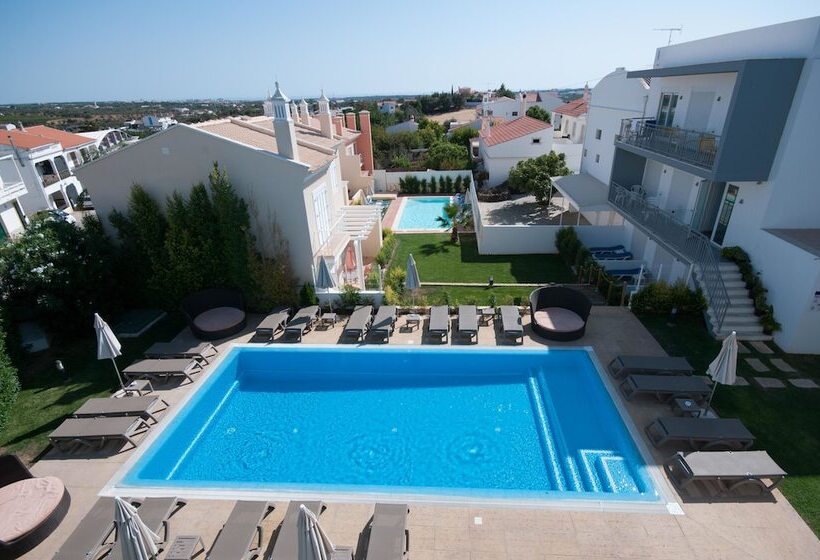 הוסטל Boutique & Villas Boliqueime