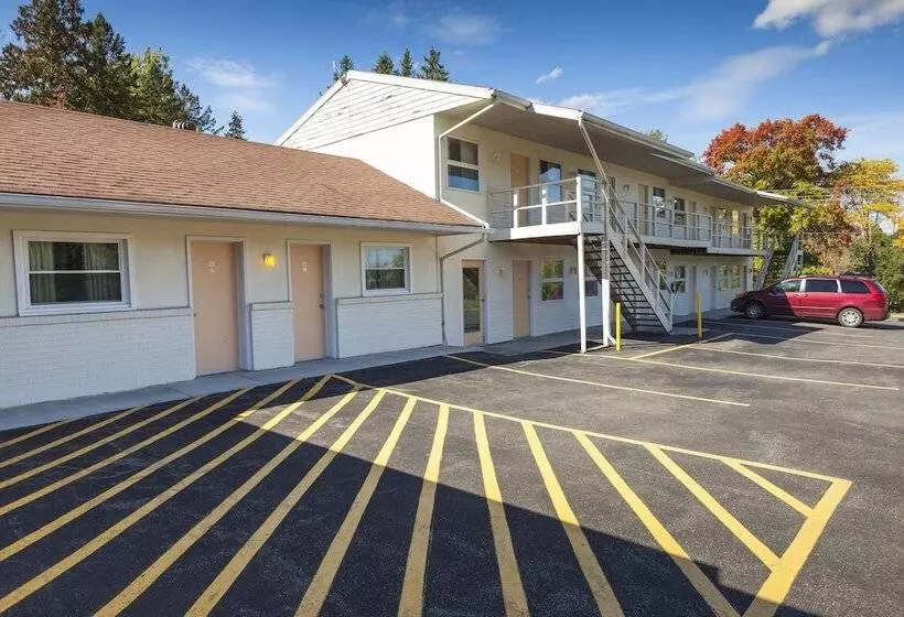 مُتل The Springwater Inn