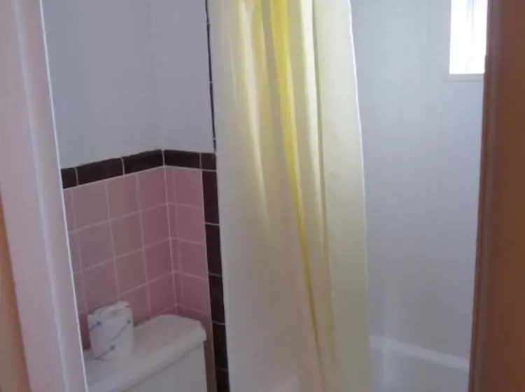 مُتل The Springwater Inn