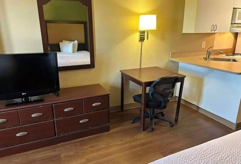 Suburban Studios Columbus Bradley Park