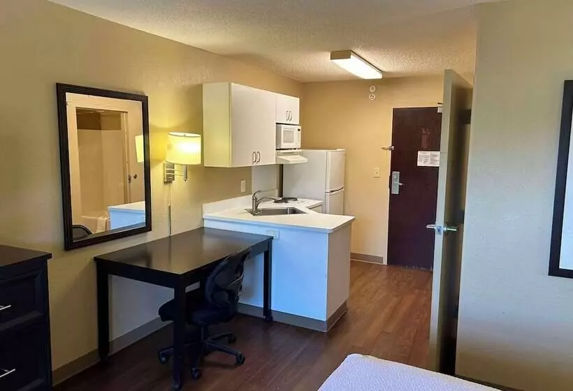 Suburban Studios Columbus Bradley Park