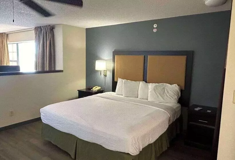 Suburban Studios Columbus Bradley Park