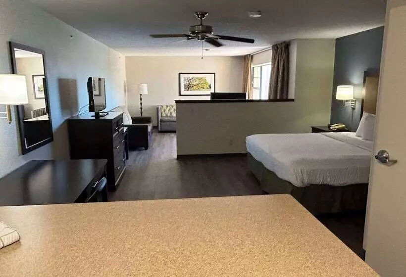 Suburban Studios Columbus Bradley Park