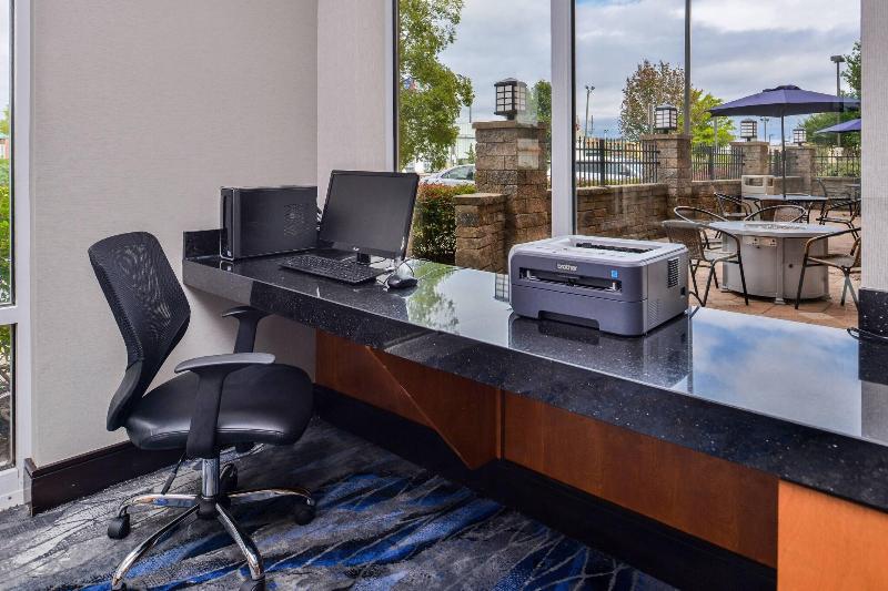 Fairfield Inn And Suites By Marriott Birmingham Pelham/i 65