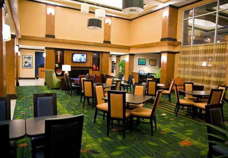 Fairfield Inn And Suites By Marriott Birmingham Pelham/i 65