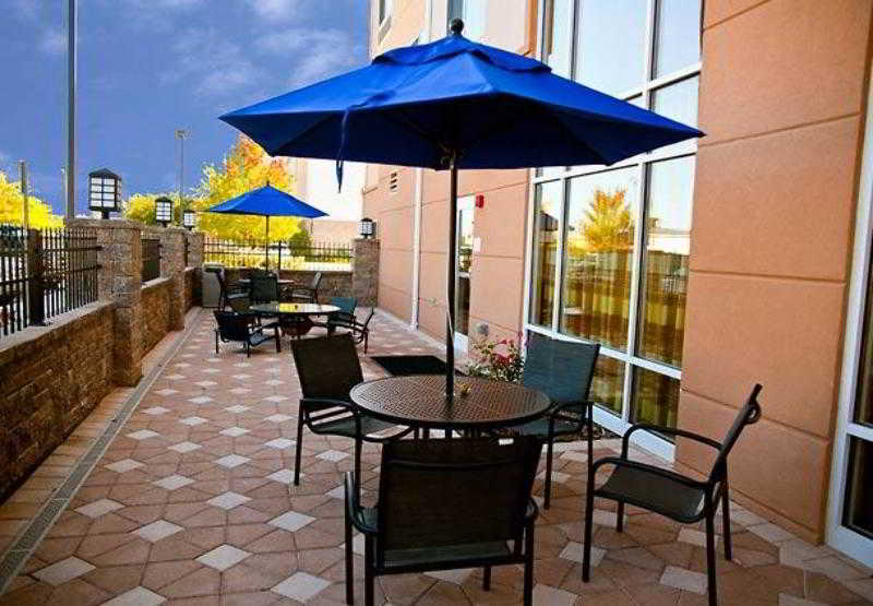 Fairfield Inn And Suites By Marriott Birmingham Pelham/i 65