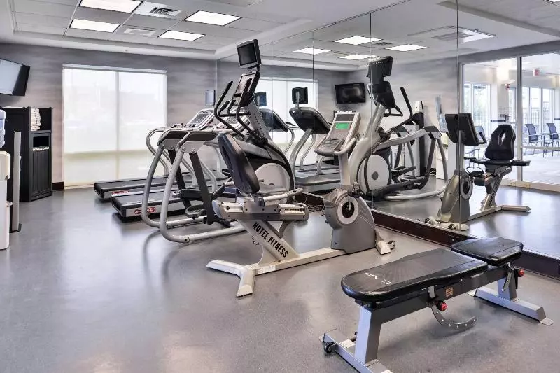 Fairfield Inn And Suites By Marriott Birmingham Pelham/i 65