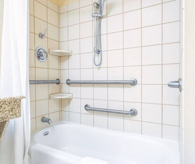 Fairfield Inn And Suites By Marriott South Boston