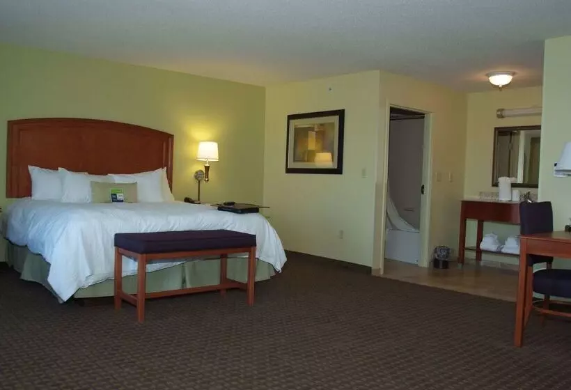 Hampton Inn Macomb