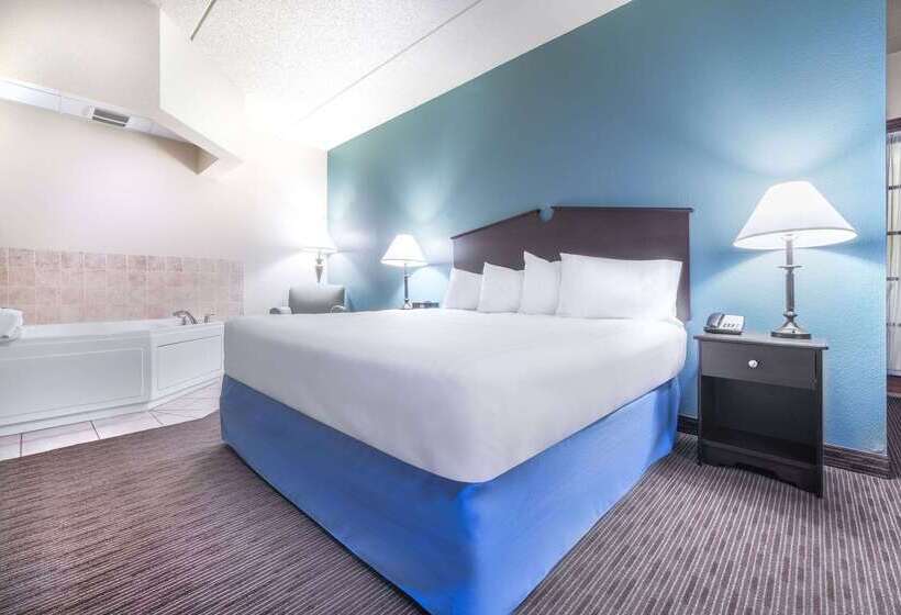 בית מלון כפרי Americinn By Wyndham Green Bay East