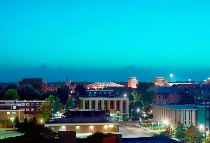 Marriott Bloomington Normal Hotel And Conference Center