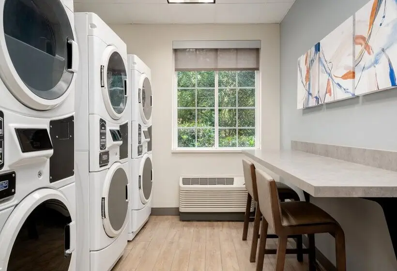 ホテル Candlewood Suites   Mooresville Lake Norman, An Ihg