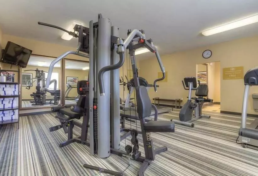 בית מלון כפרי Candlewood Suites Mooresville Lake Norman, An Ihg