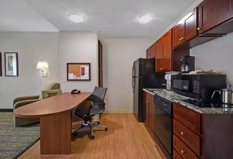 בית מלון כפרי Candlewood Suites Mooresville Lake Norman, An Ihg