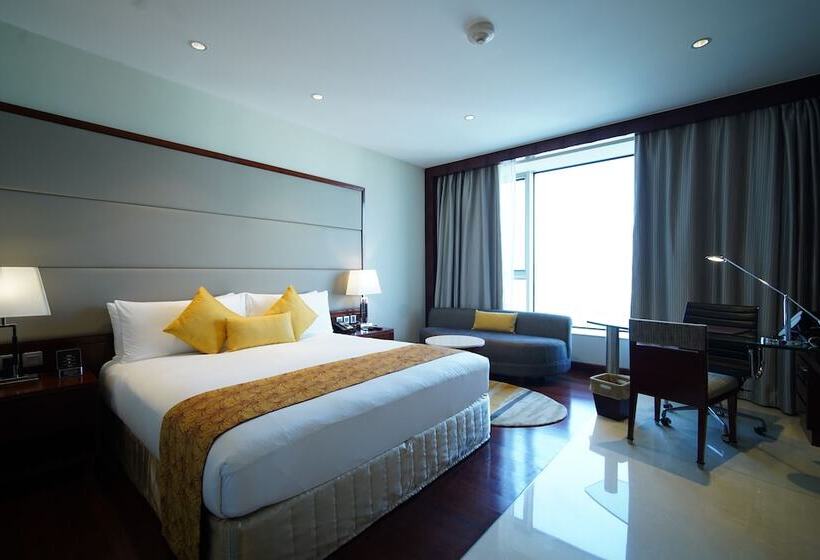 فندق Crowne Plaza Kochi, An Ihg