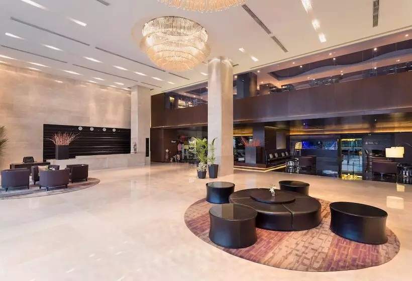 Hôtel Crowne Plaza Kochi, An Ihg