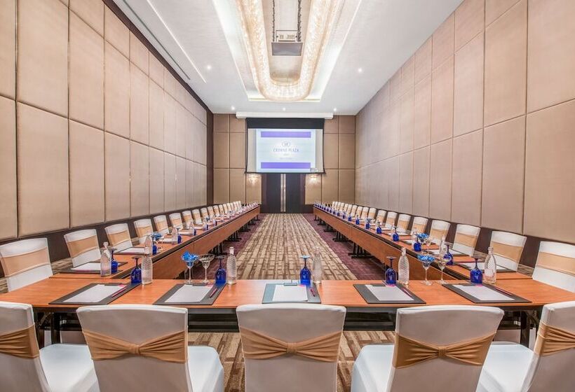 فندق Crowne Plaza Kochi, An Ihg