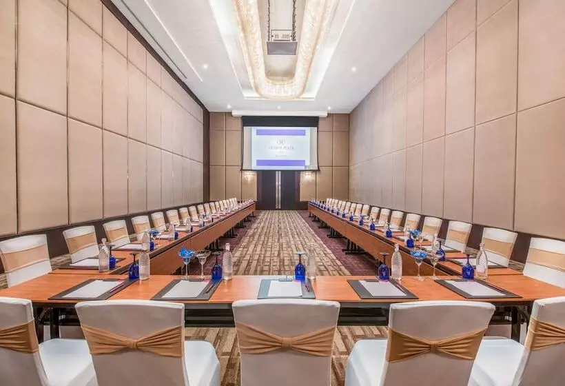 Hôtel Crowne Plaza Kochi, An Ihg