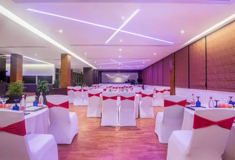 Hôtel Crowne Plaza Kochi, An Ihg