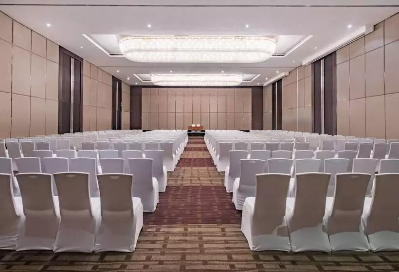 Hôtel Crowne Plaza Kochi, An Ihg