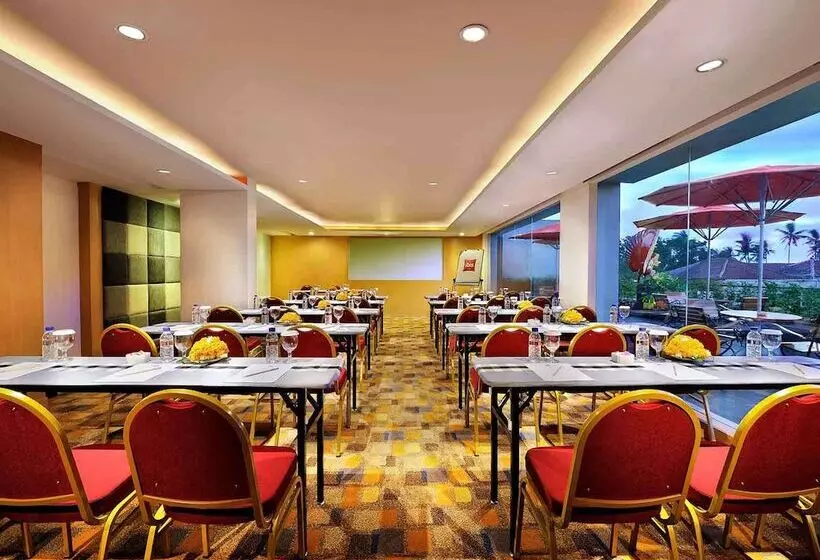 ホテル Ibis Bali Kuta