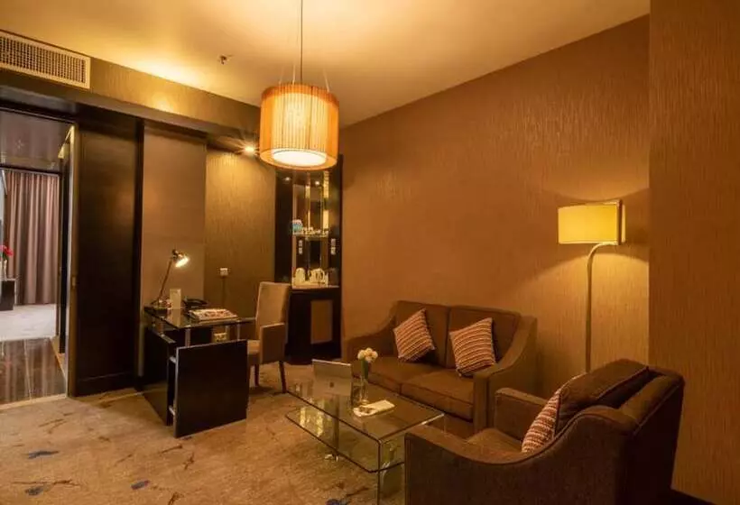 ホテル New World Suites