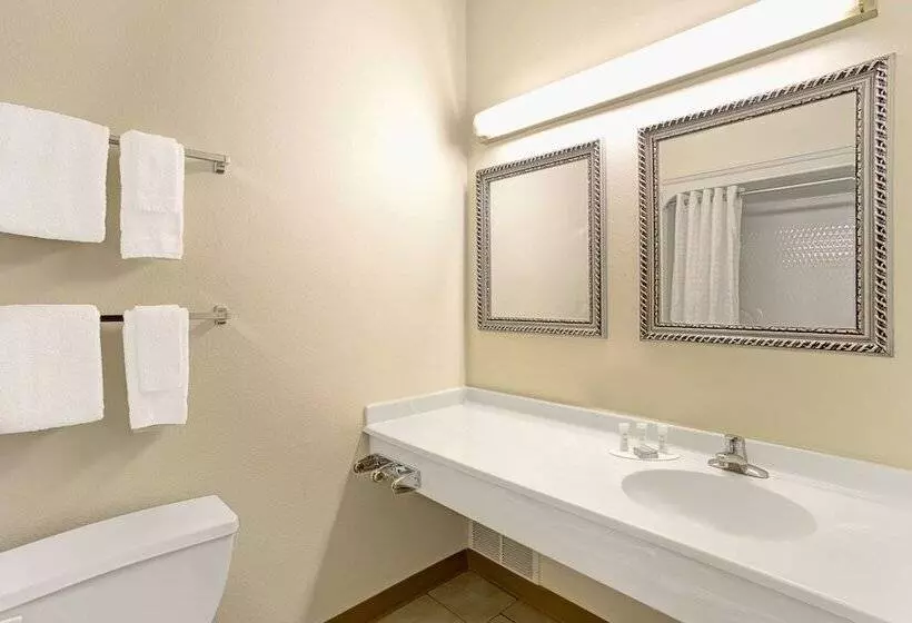 ホテル Super 8 By Wyndham Gurnee