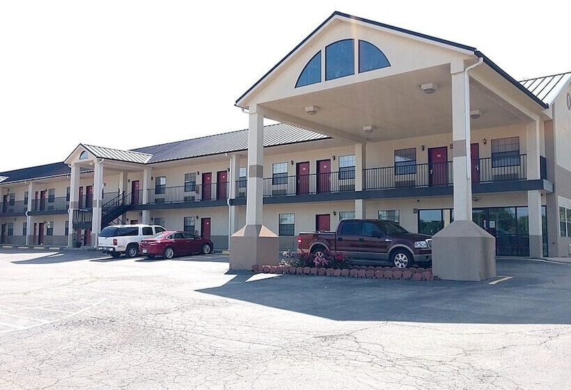 Отель Hiway Inn Express Kiowa