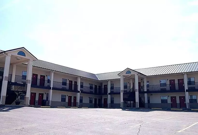 호텔 Hiway Inn Express Kiowa