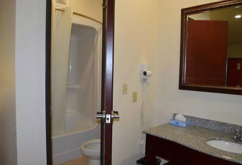 호텔 Hiway Inn Express Kiowa